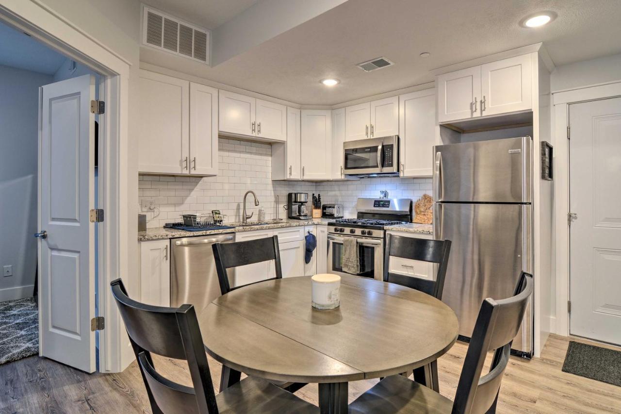 Modern Traverse City Condo About 1 Mi To Bay! Zewnętrze zdjęcie