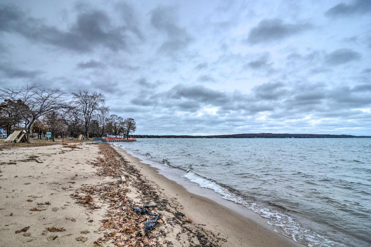 Modern Traverse City Condo About 1 Mi To Bay! Zewnętrze zdjęcie